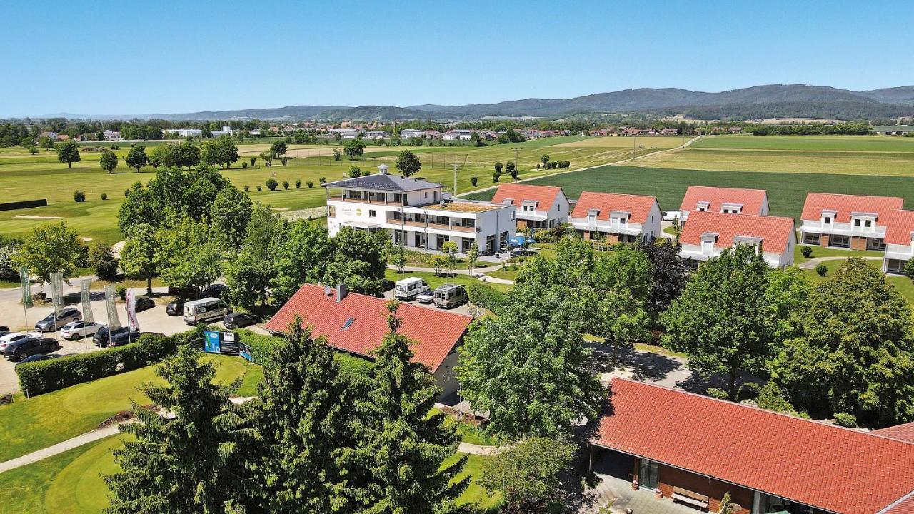 Bachhof Resort Hotel Kirchroth Exterior foto