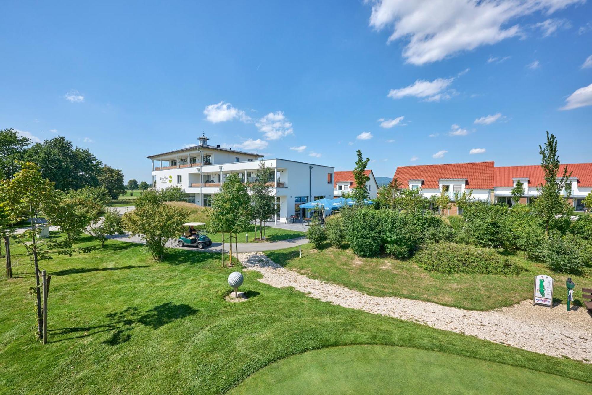 Bachhof Resort Hotel Kirchroth Exterior foto